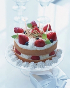 草莓奶油 生日蛋糕图片
