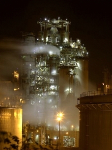 化工厂夜景图片